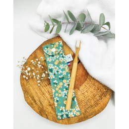 Pochette à brosse à dent motif fleurs de cerisier sur fond vert